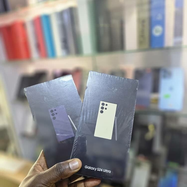 Product image thumbnail: SAMSUNG GALAXY S24 ULTRA 5G - 256G