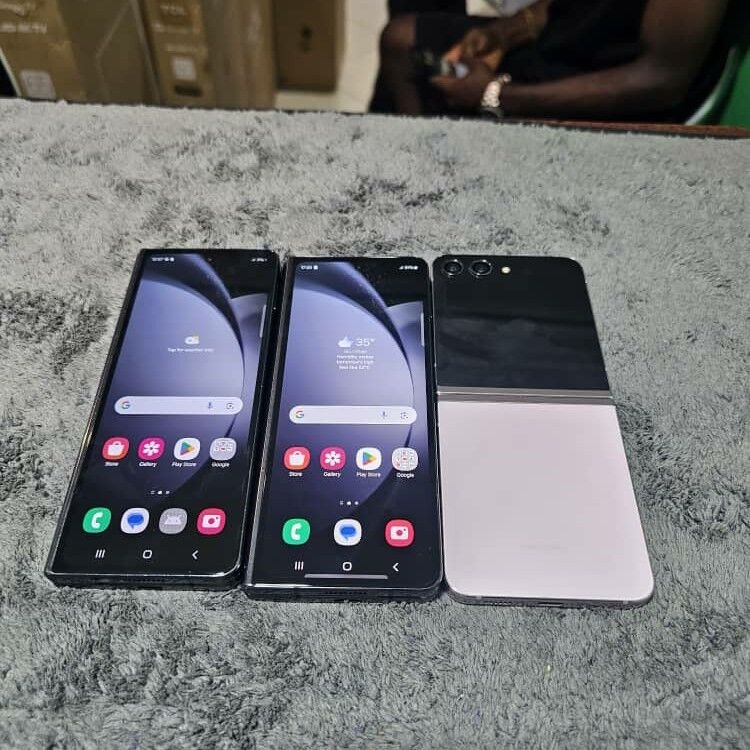 Image du produit : SAMSUNG GALAXY ZFLIP5 256G