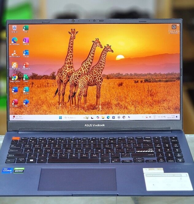 Product image thumbnail: Asus Vivobook Pro 15 OLED