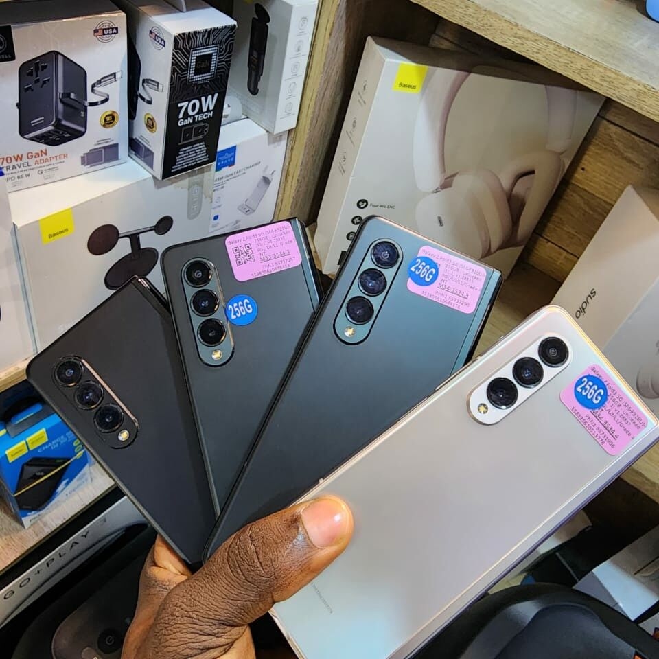 Image du produit : SAMSUNG GALAXY ZFOLD3 5G - 256G