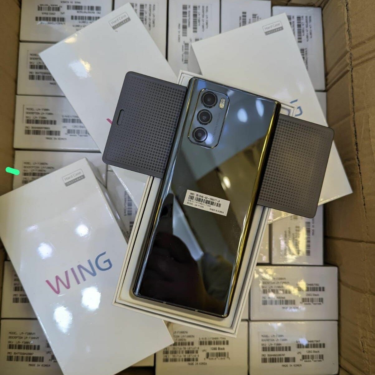 Product image thumbnail: LG WING 5G 256G