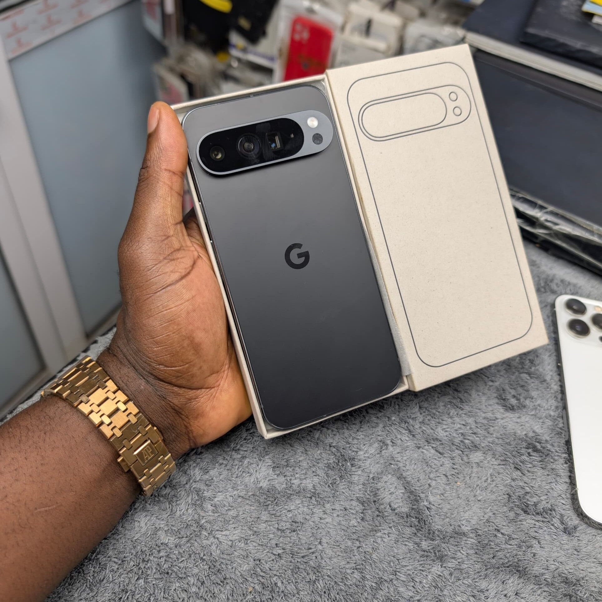 Product image thumbnail: GOOGLE PIXEL 9 PRO XL 128G