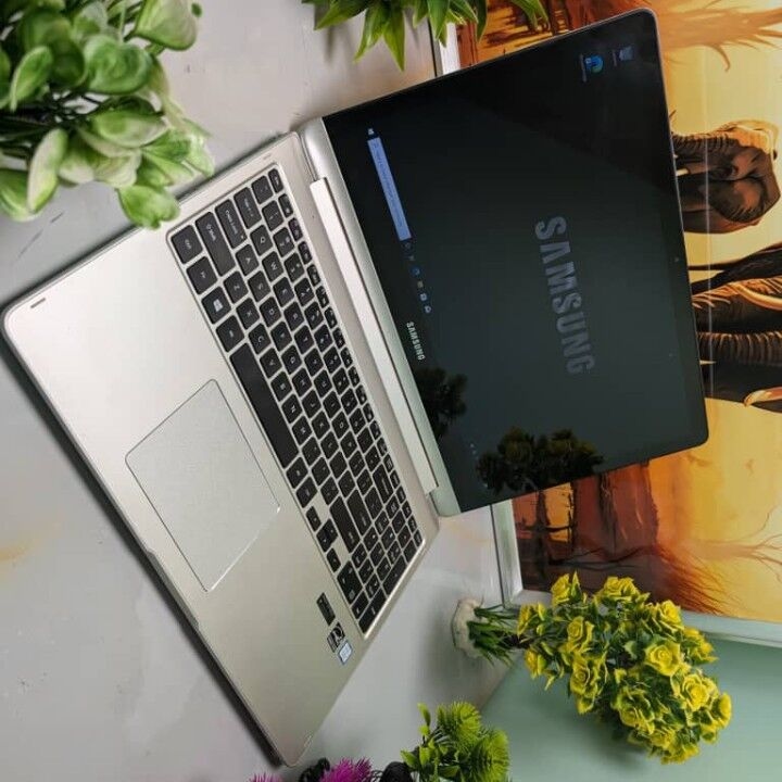 Product image thumbnail: Samsung notebook 7