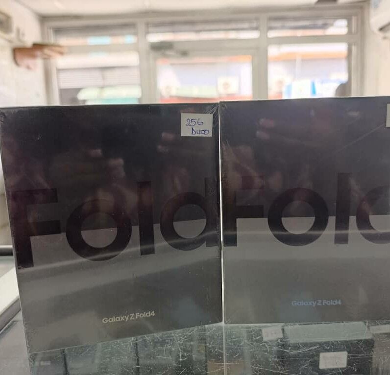 Product image thumbnail: ZFOLD4 5G 2SIM 256G