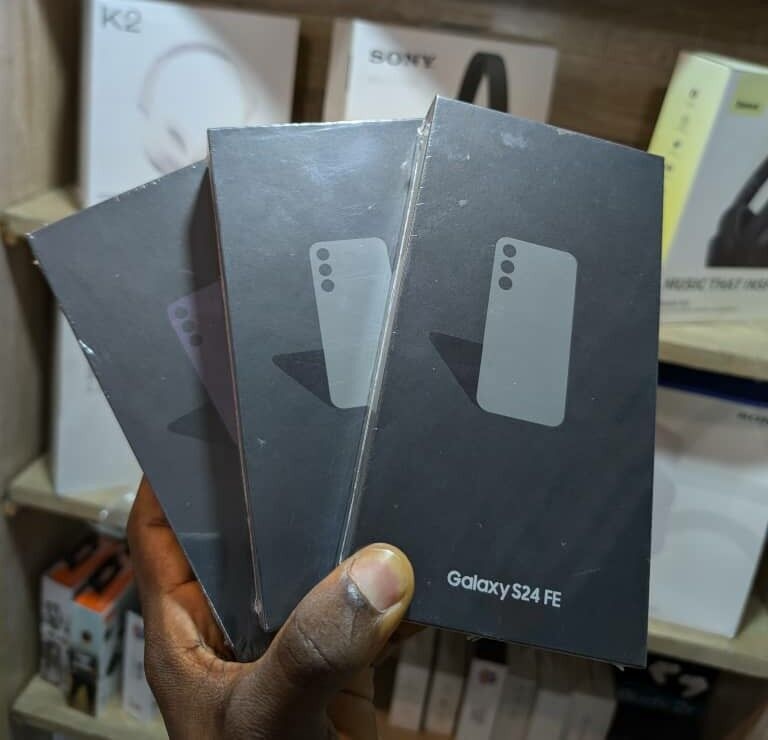 Image du produit : SAMSUNG GALAXY S24 FE 5G - 256GB