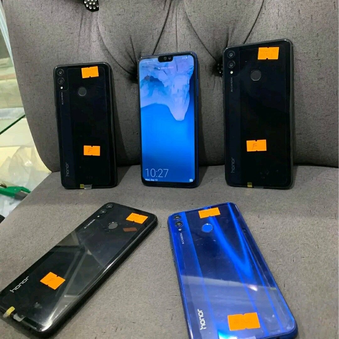 Product image thumbnail: HUAWEI Y9 2019 - 128G