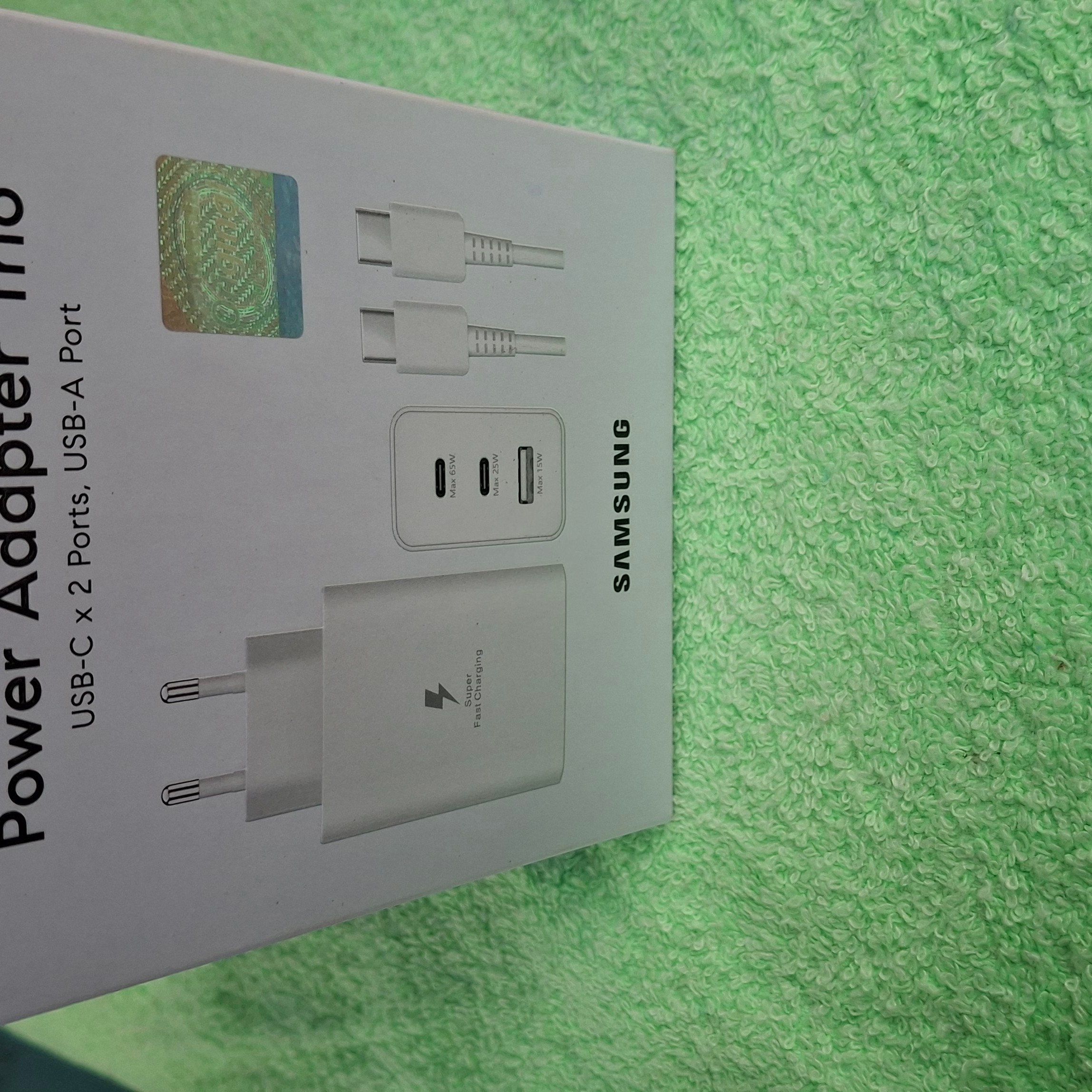 Product image thumbnail: chargeur d'origine