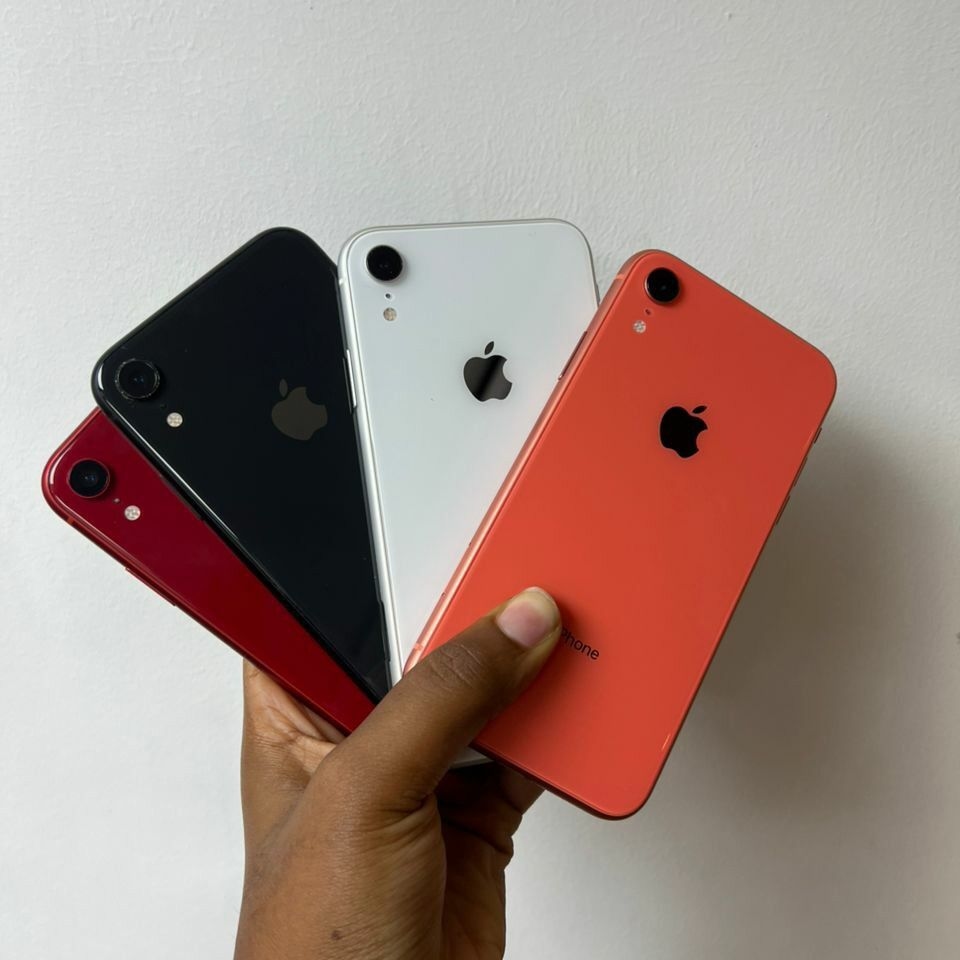 Product image thumbnail: IPHONE XR 64G