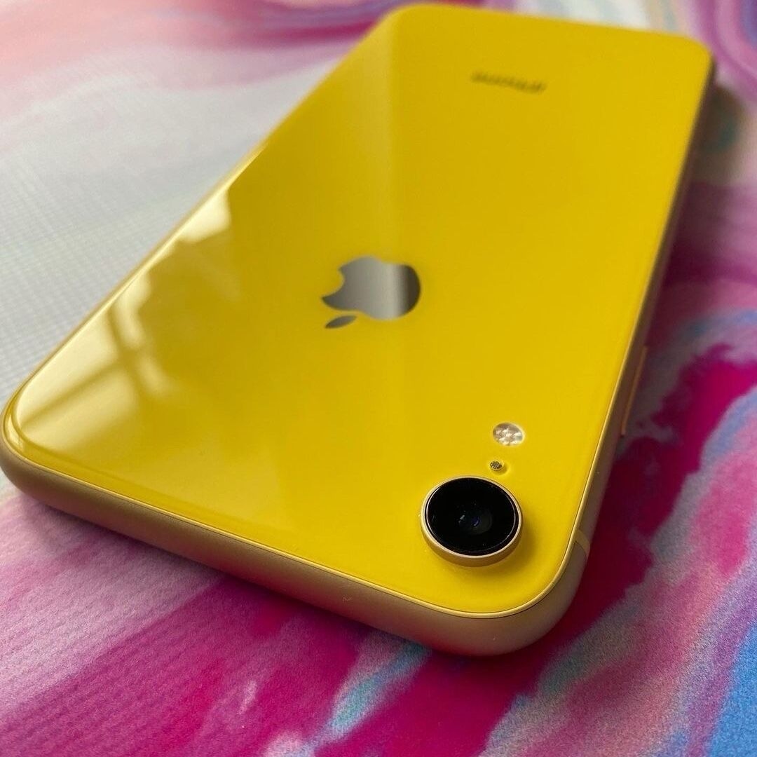 Product image thumbnail: iPhone XR 128 giga