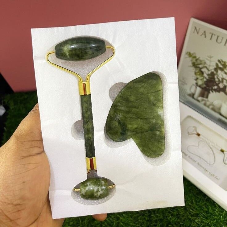 Image du produit : Rouleau de jade et guasha