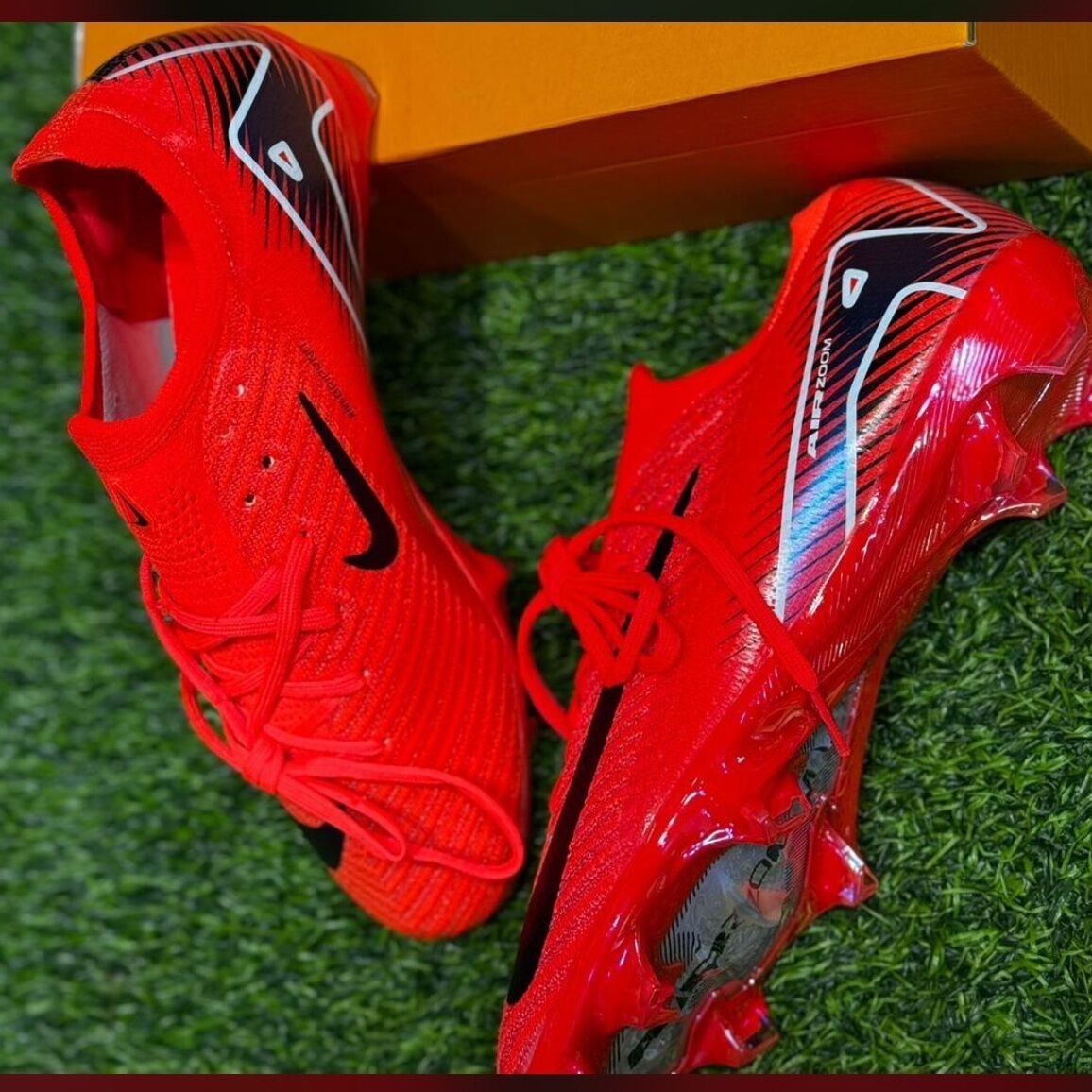 Product image thumbnail: soccer Boots