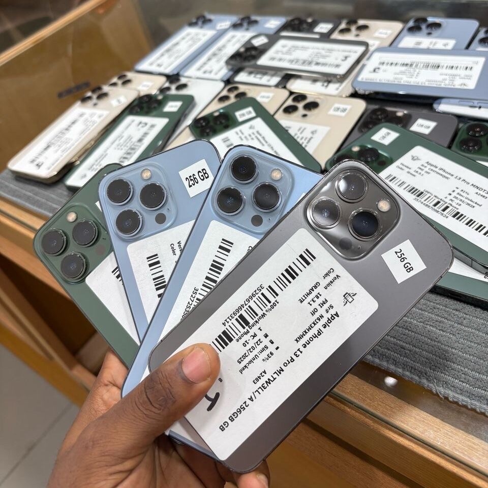 Product image thumbnail: IPHONE 13 pro 256gb