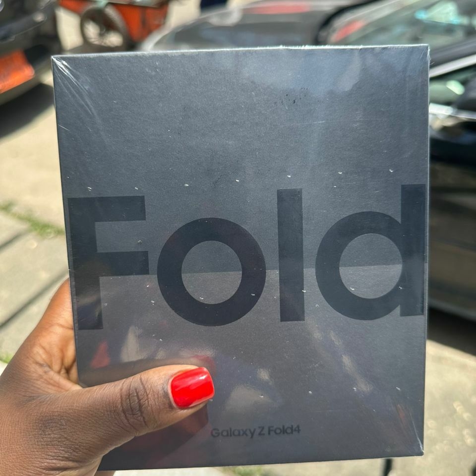 Product image thumbnail: SAMSUNG GALAXY ZFOLD4 5G 256G