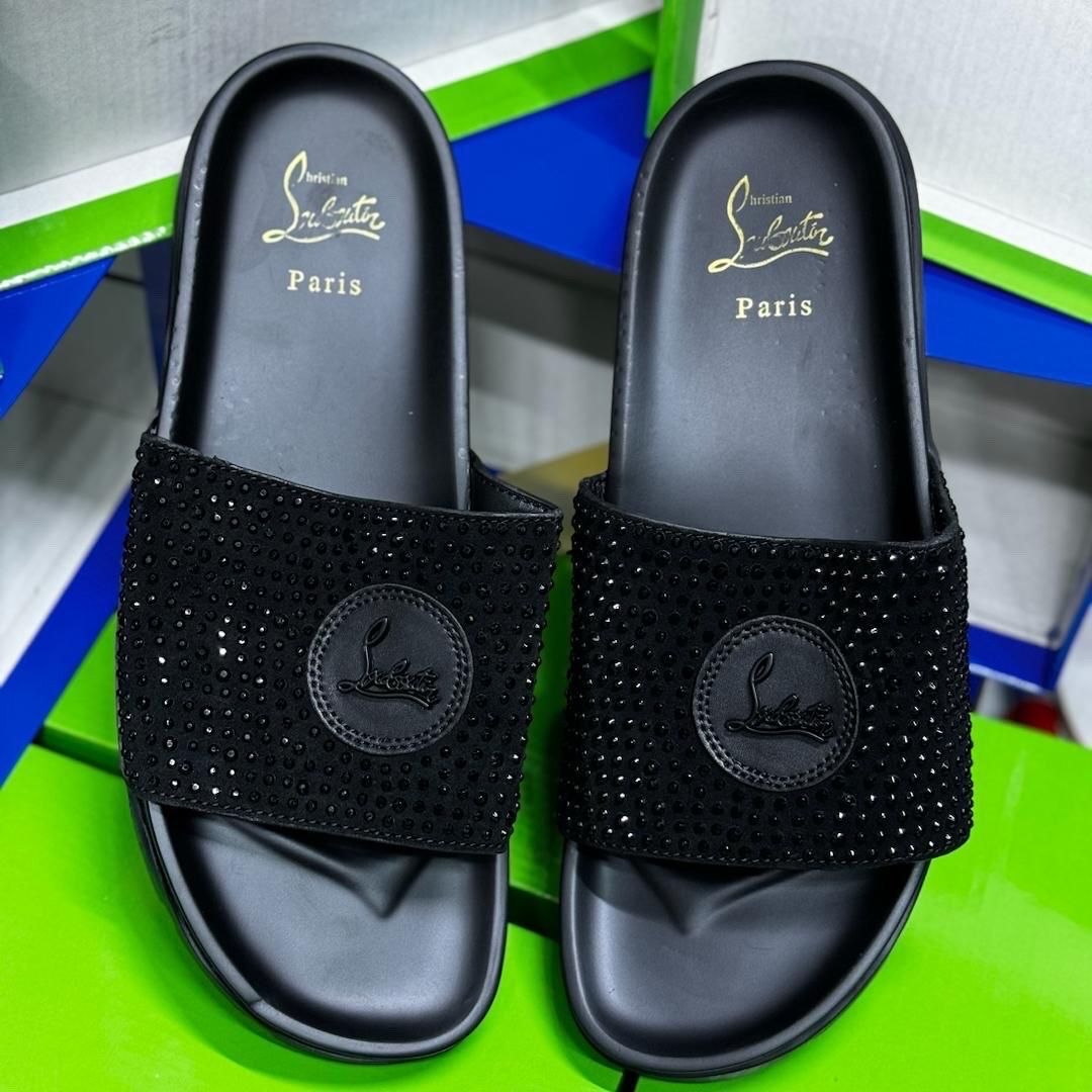 Image du produit : Chaussons avec carton 39-46