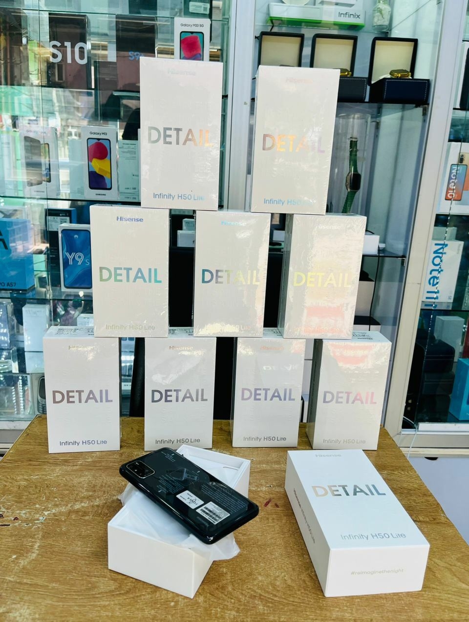 Image du produit : HISENSE INFINY H50 - 128G