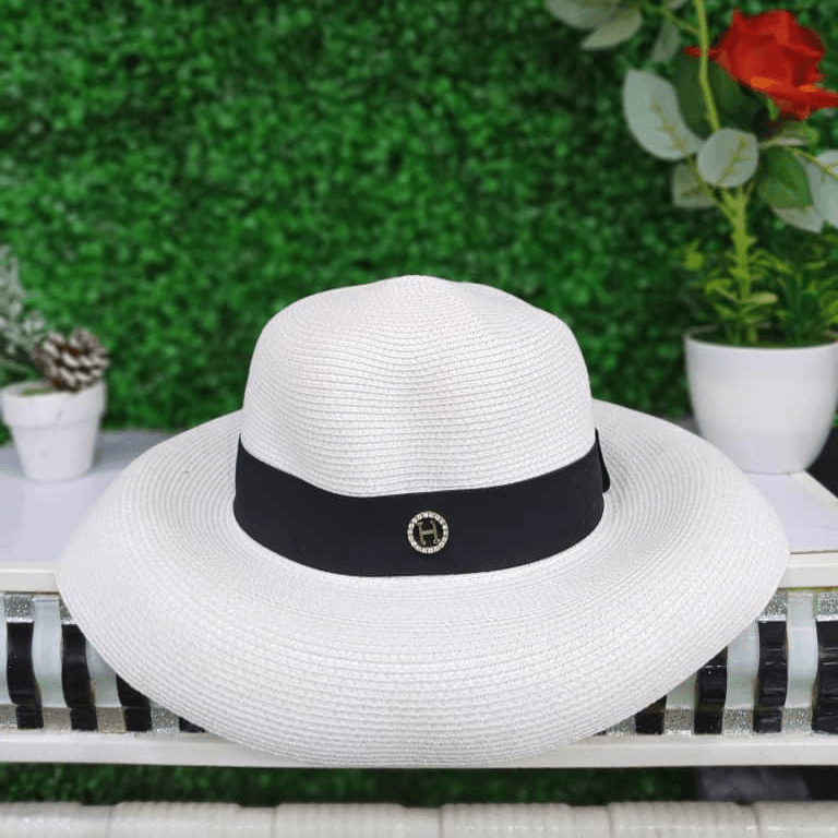 Product image thumbnail: chapeau Hermès