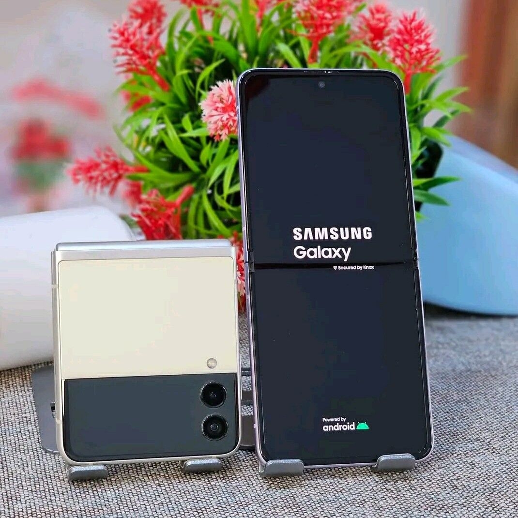 Image du produit : SAMSUNG GALAXY ZFLIP4 5G 256G