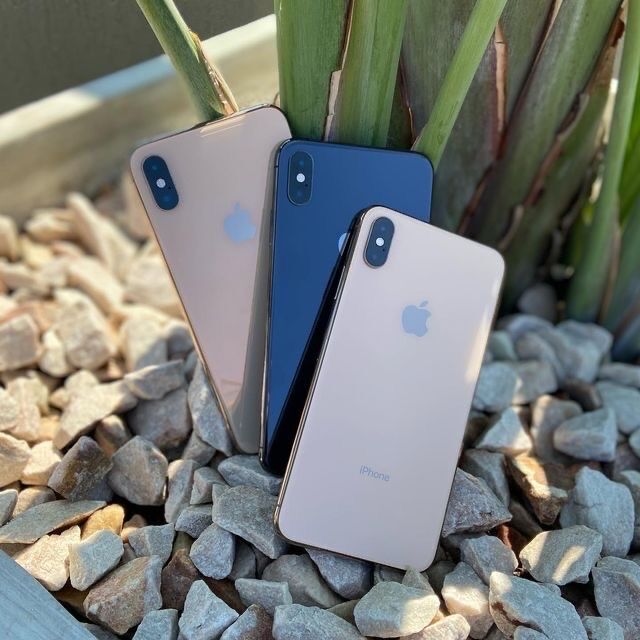 Product image thumbnail: iPhone Xsmax 256 giga