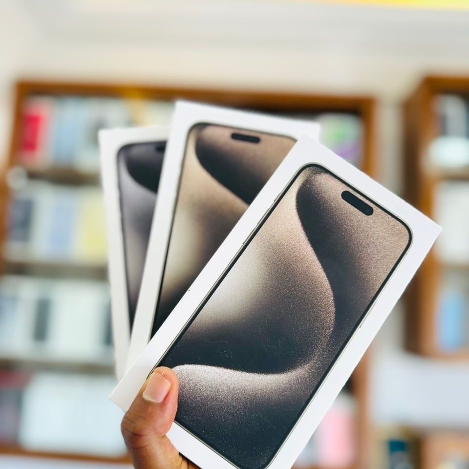 Product image thumbnail: iPhone 15 pro max 256 giga