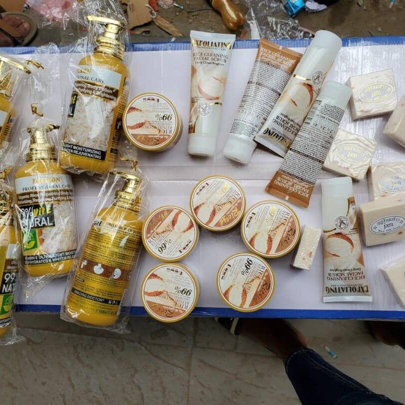 Product image thumbnail: Clarifying range with rice milk