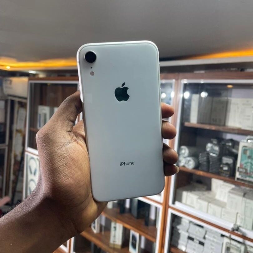 Product image thumbnail: Xr 64 g neuf boutique