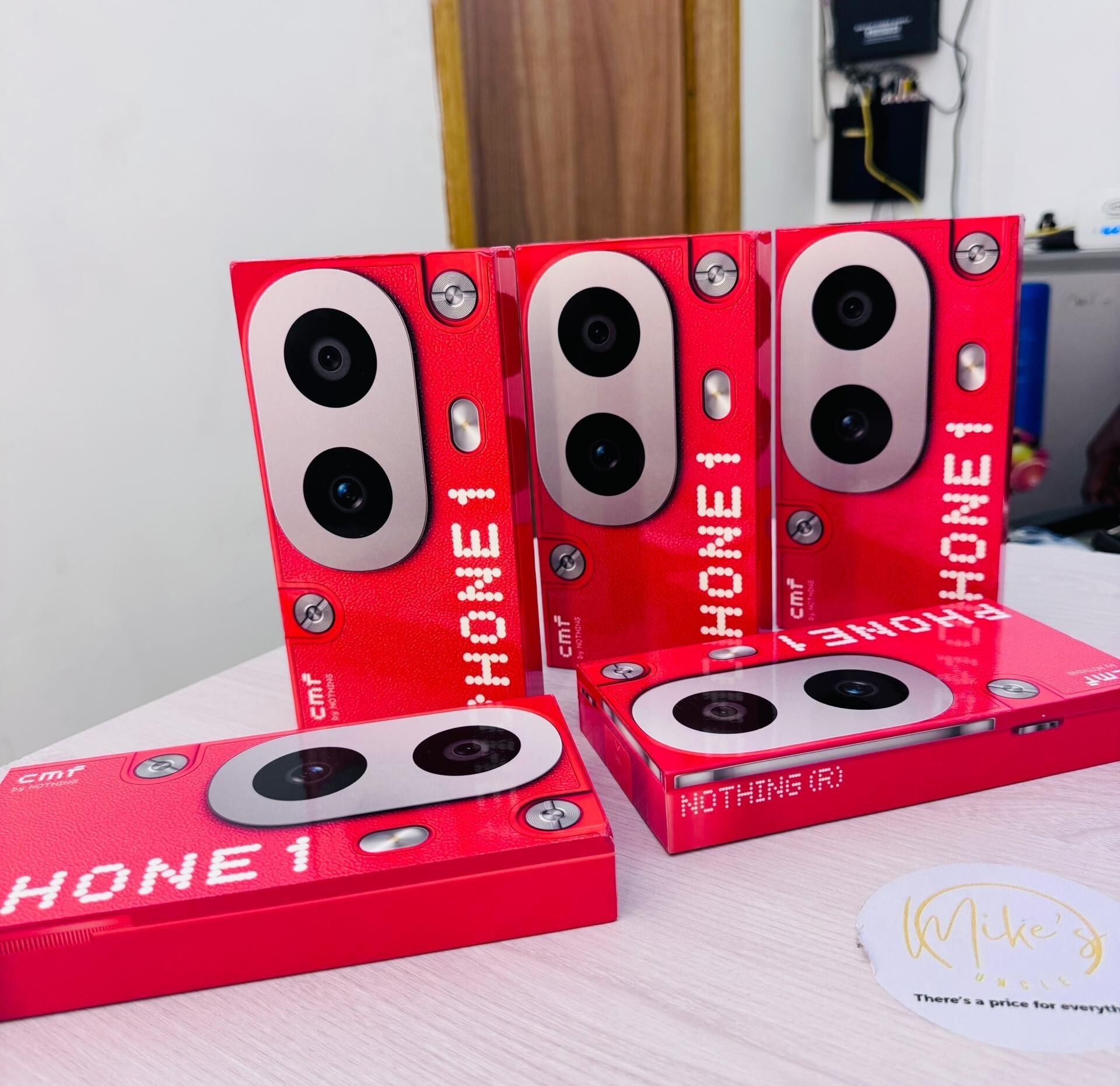 Product image thumbnail: NOTHING PHONE 1 - 256G SCELLE