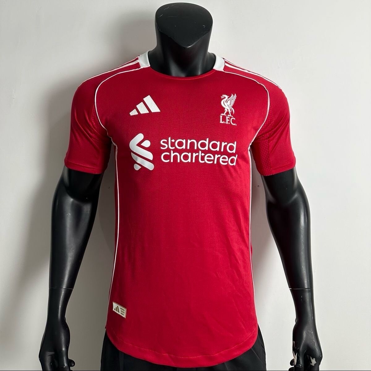 Product image thumbnail: MAILLOT LIVERPOOL