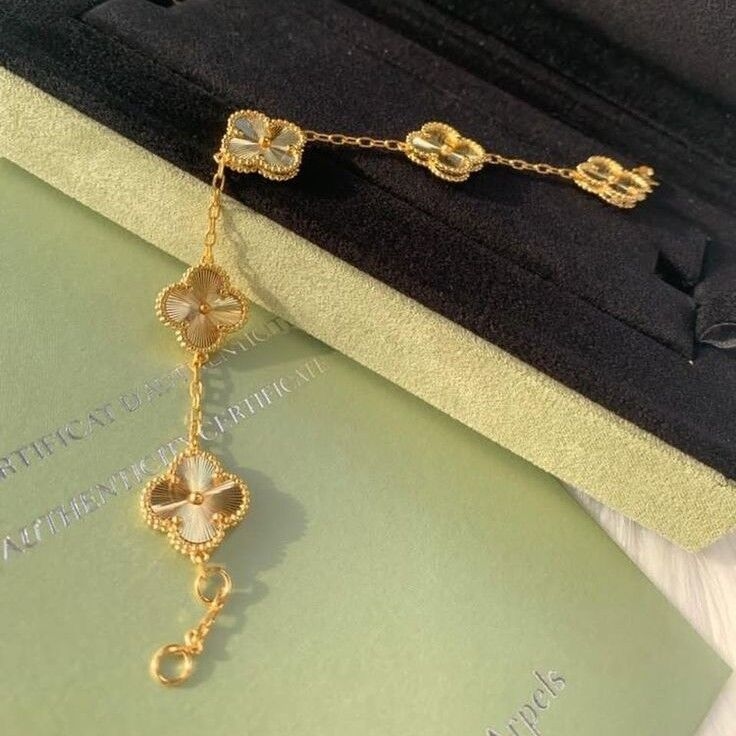 Product image thumbnail: bracelet Van Cleef