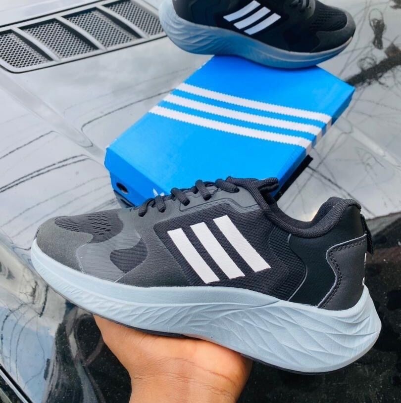 Image du produit : TENIS SPORT ADIDAS