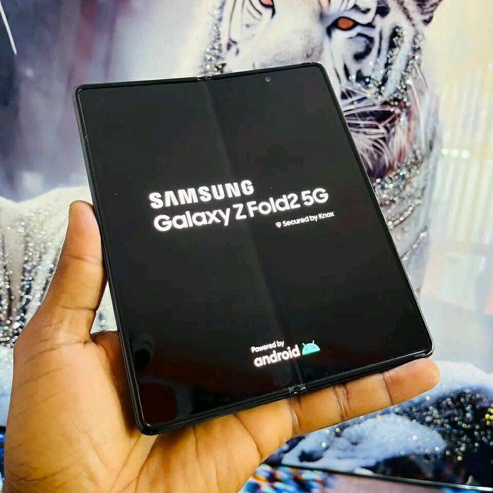 Product image thumbnail: SAMSUNG GALAXY ZFOLD2 256G