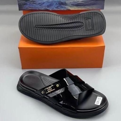 Image du produit : Chaussons avec carton 39-46