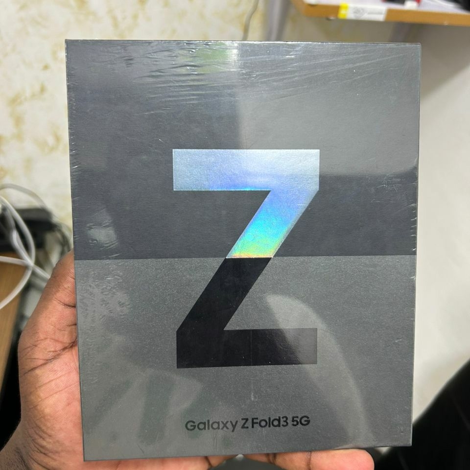 Product image thumbnail: SAMSUNG GALAXY ZFOLD3 5G - 256G