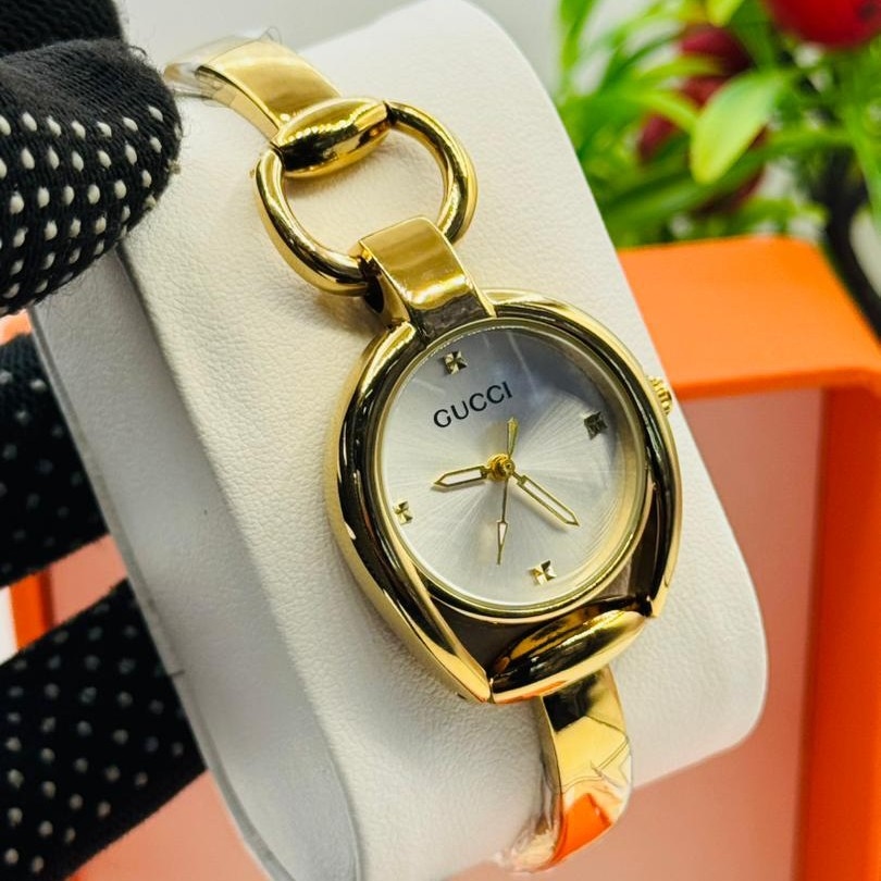 Product image thumbnail: montre vintage