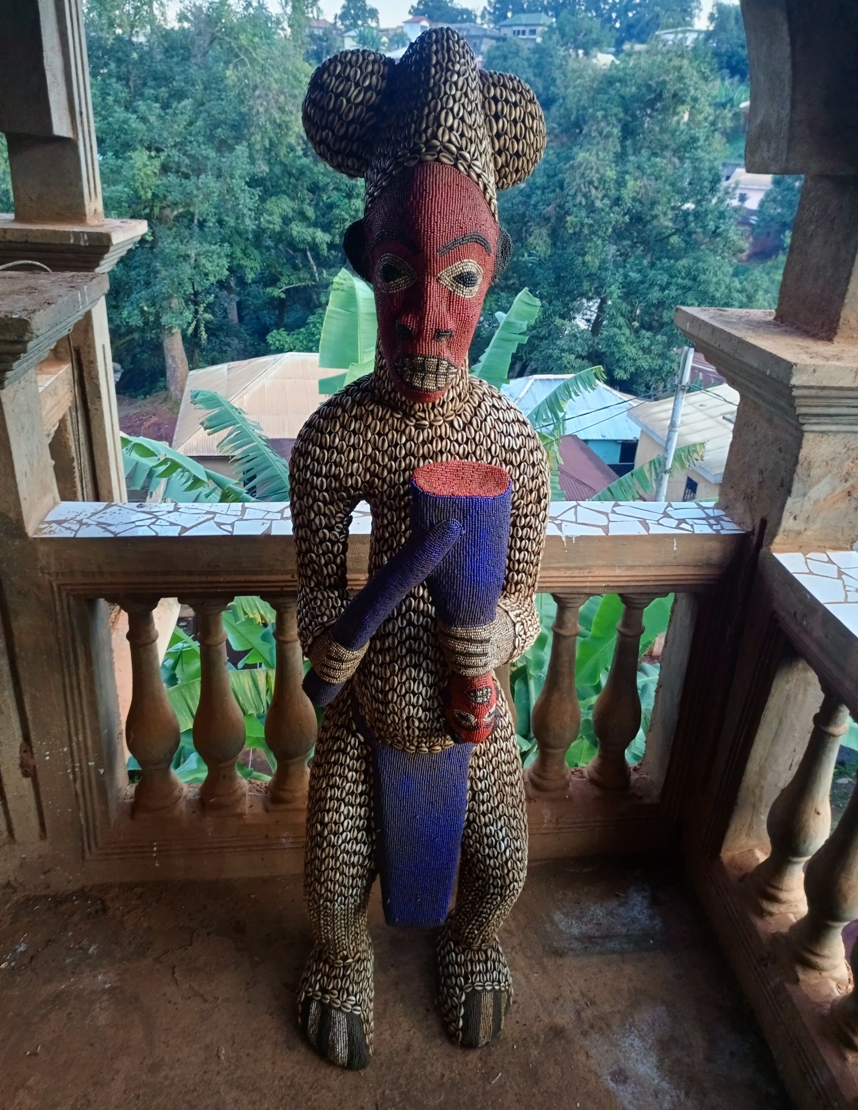 Product image thumbnail: cowrie car statue