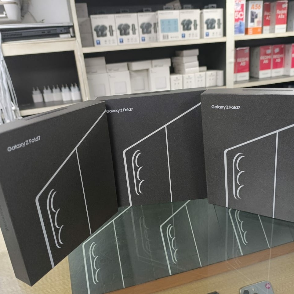 Product image thumbnail: Samsung Galaxy ZFOLD7 256G