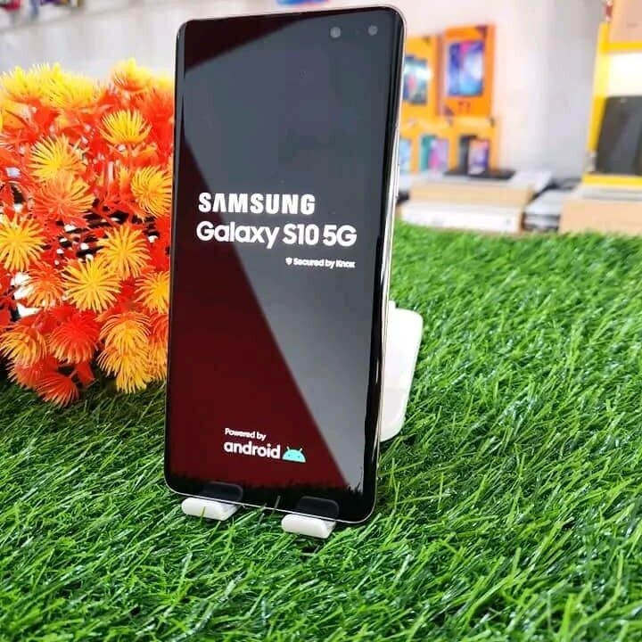 Product image thumbnail: SAMSUNG GALAXY S10 5G 256G