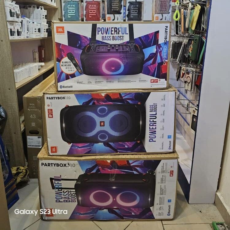 Image du produit : JBL PARTYBOX ON THE GO ESSENTIEL