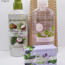 Image du produit Ensemble Yves Rocher Lait Corporel Noix de Coco, Gel Douche Hamamélis, et Savon Mûre