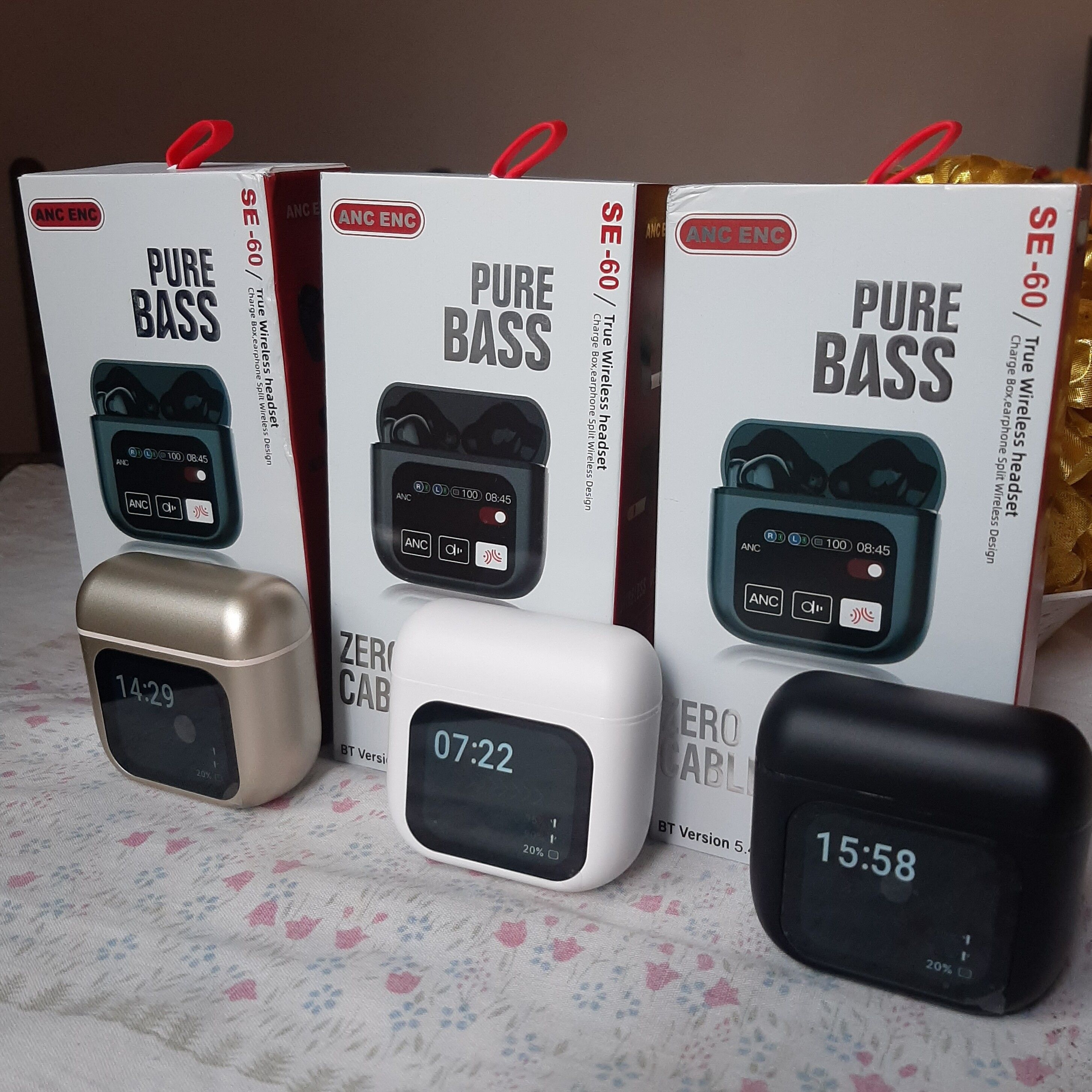 Product image thumbnail: Wireless Headphones with Touch Screen (SE-60 WS)