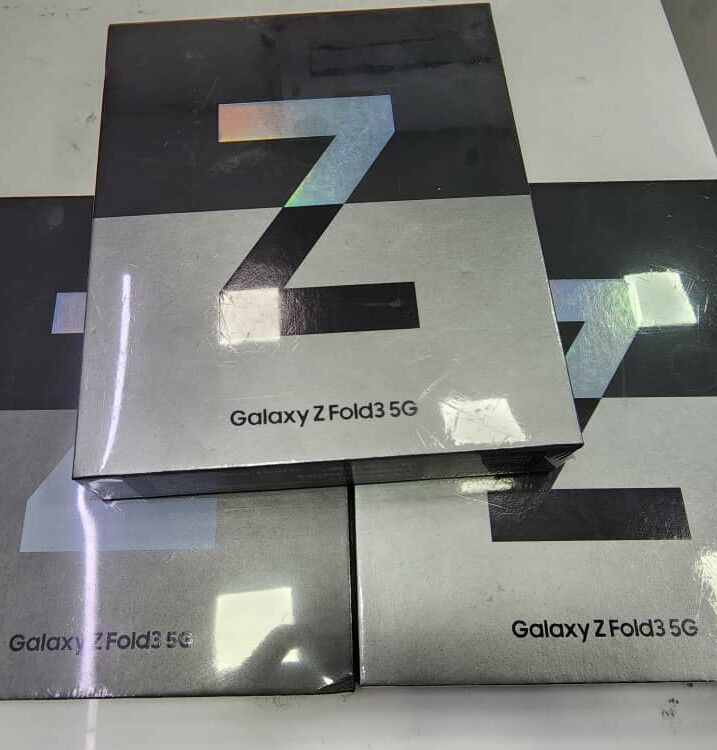 Product image thumbnail: SAMSUNG GALAXY ZFOLD3 5G - 256G