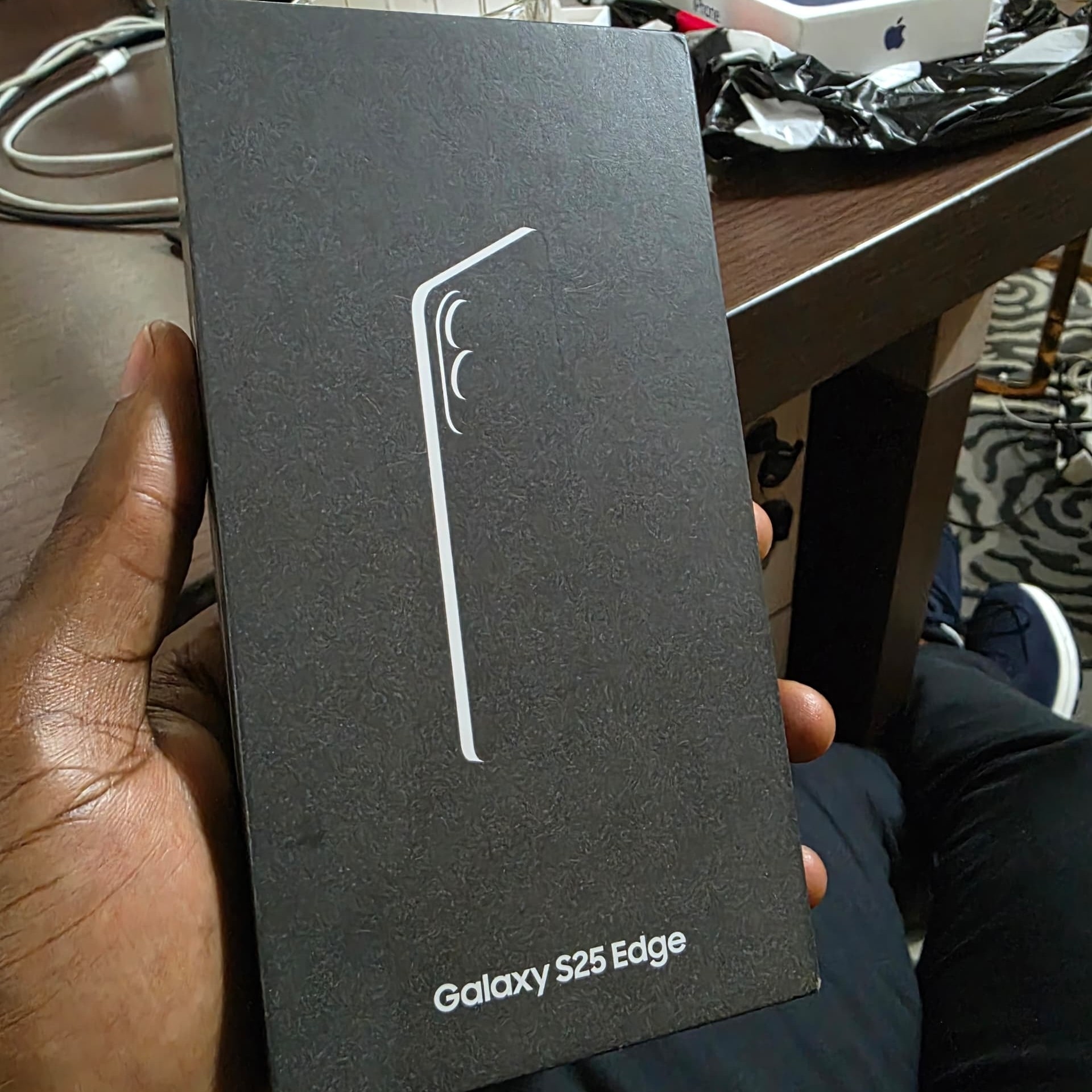 Product image thumbnail: SAMSUNG GALAXY S25 EDGE 256G