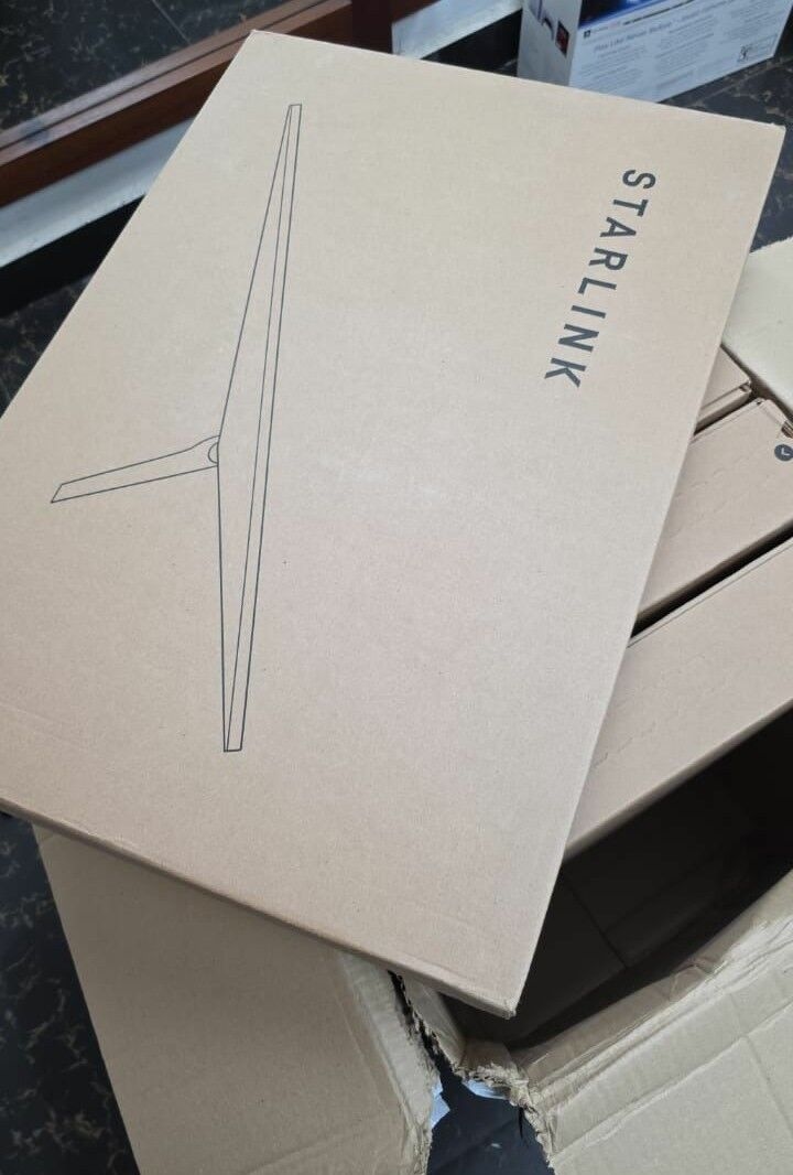 Product image thumbnail: KIT STARLINK V4