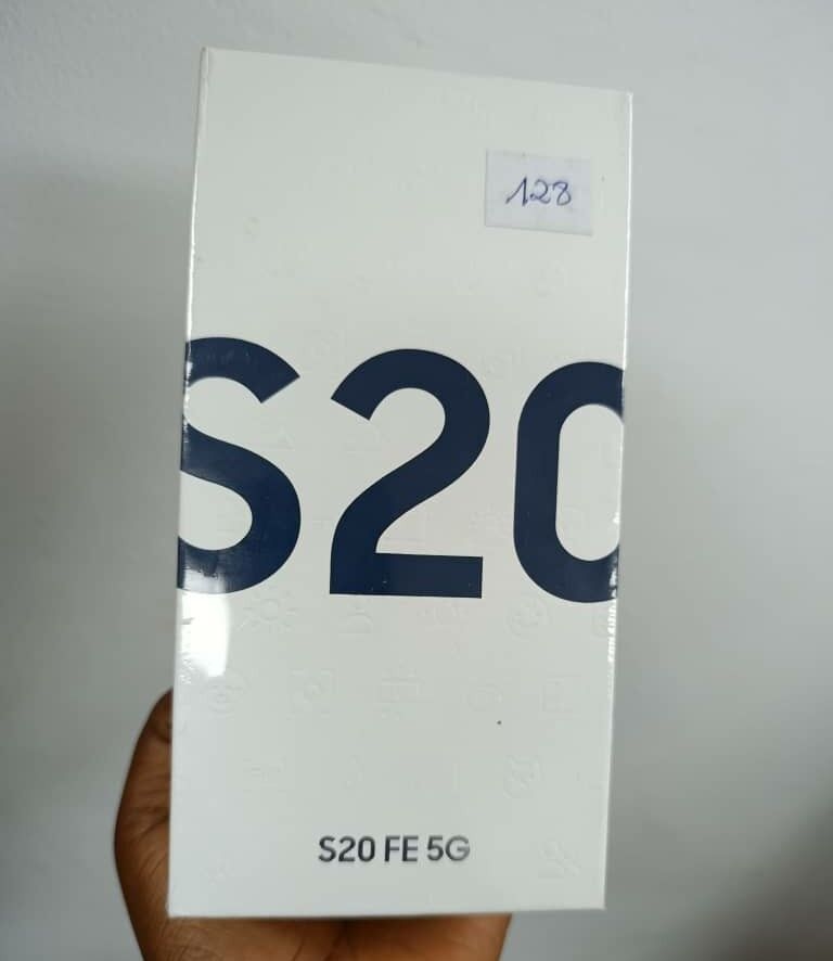 Product image thumbnail: SAMSUNG GALAXY S20 FE 128G