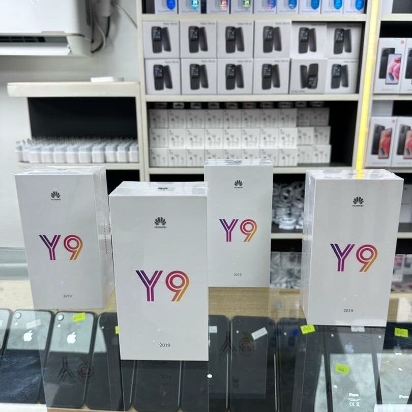 Image du produit : HUAWEI Y9 2019 - 128/6