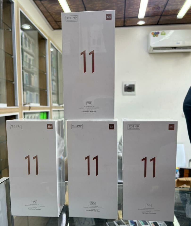 Product image thumbnail: XIAOMI 11 256G