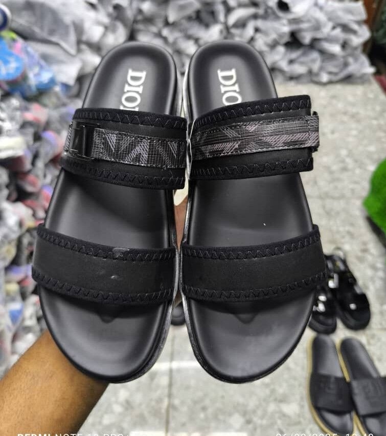 Product image thumbnail: DIOR