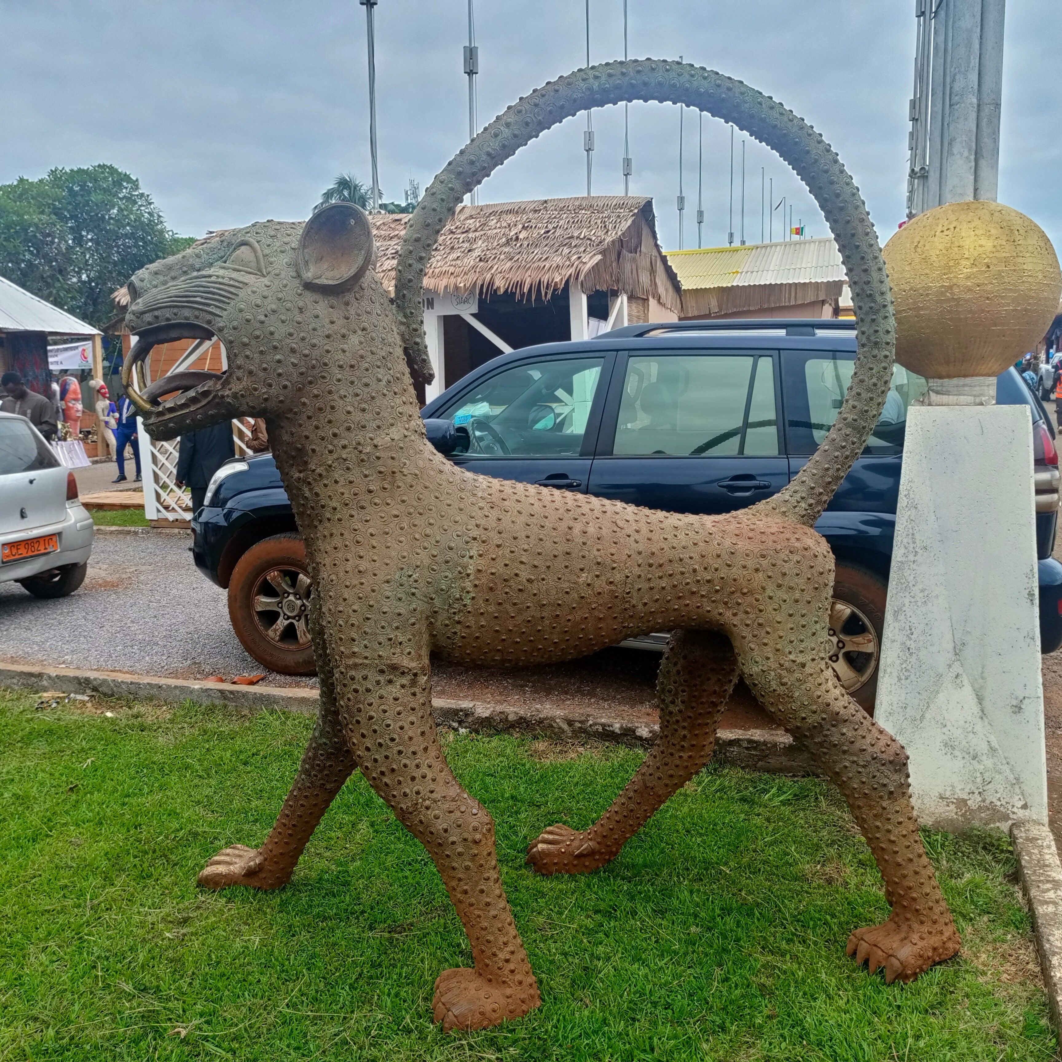 Product image thumbnail: solid bronze panther