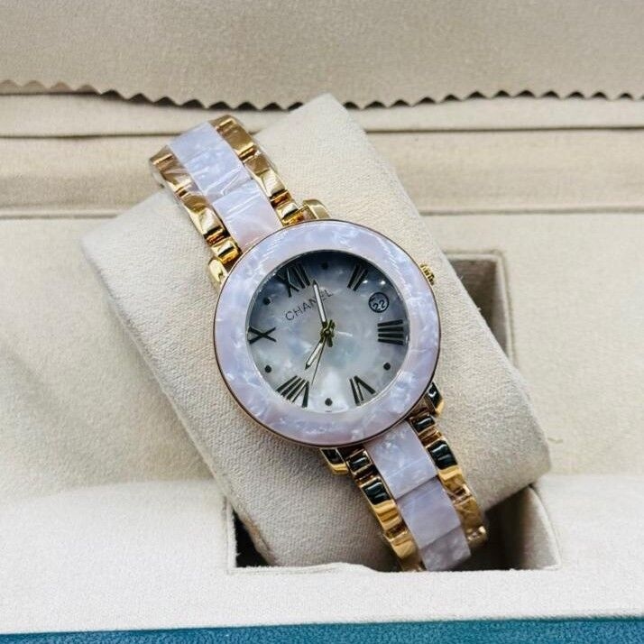 Product image thumbnail: CHANEL watch