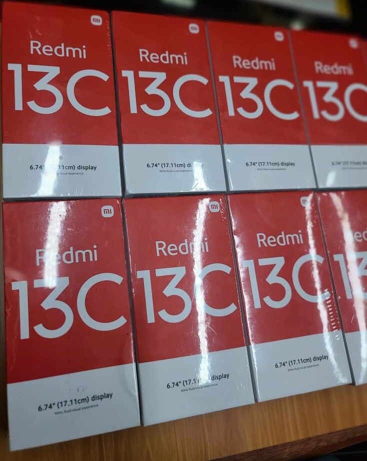 XIAOMI REDMI 13C - 256G HDD - 8G RAM