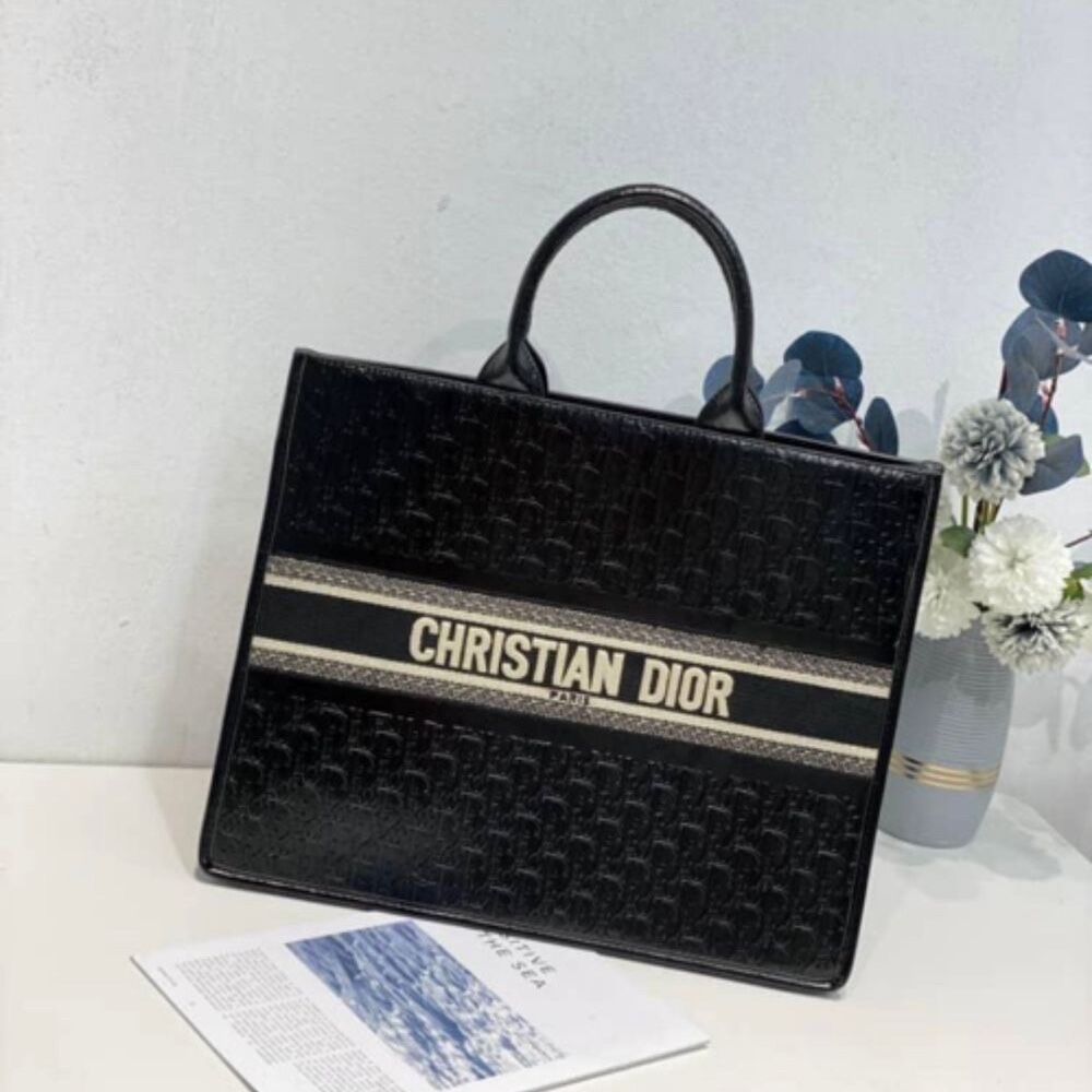 Christian Doit bag